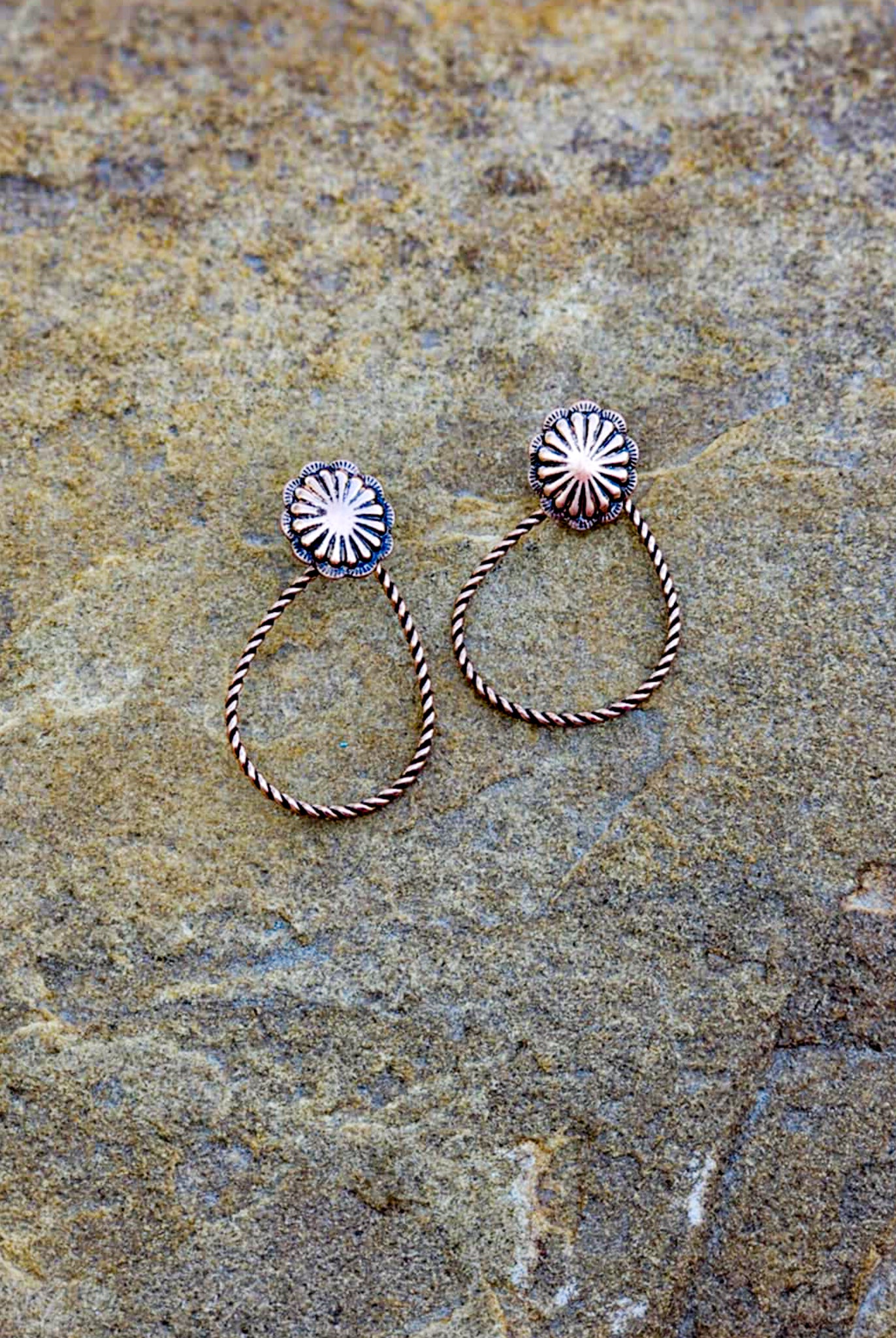 Twisted Teardrop Concho Stud Earrings Earrings Blue Tortoise