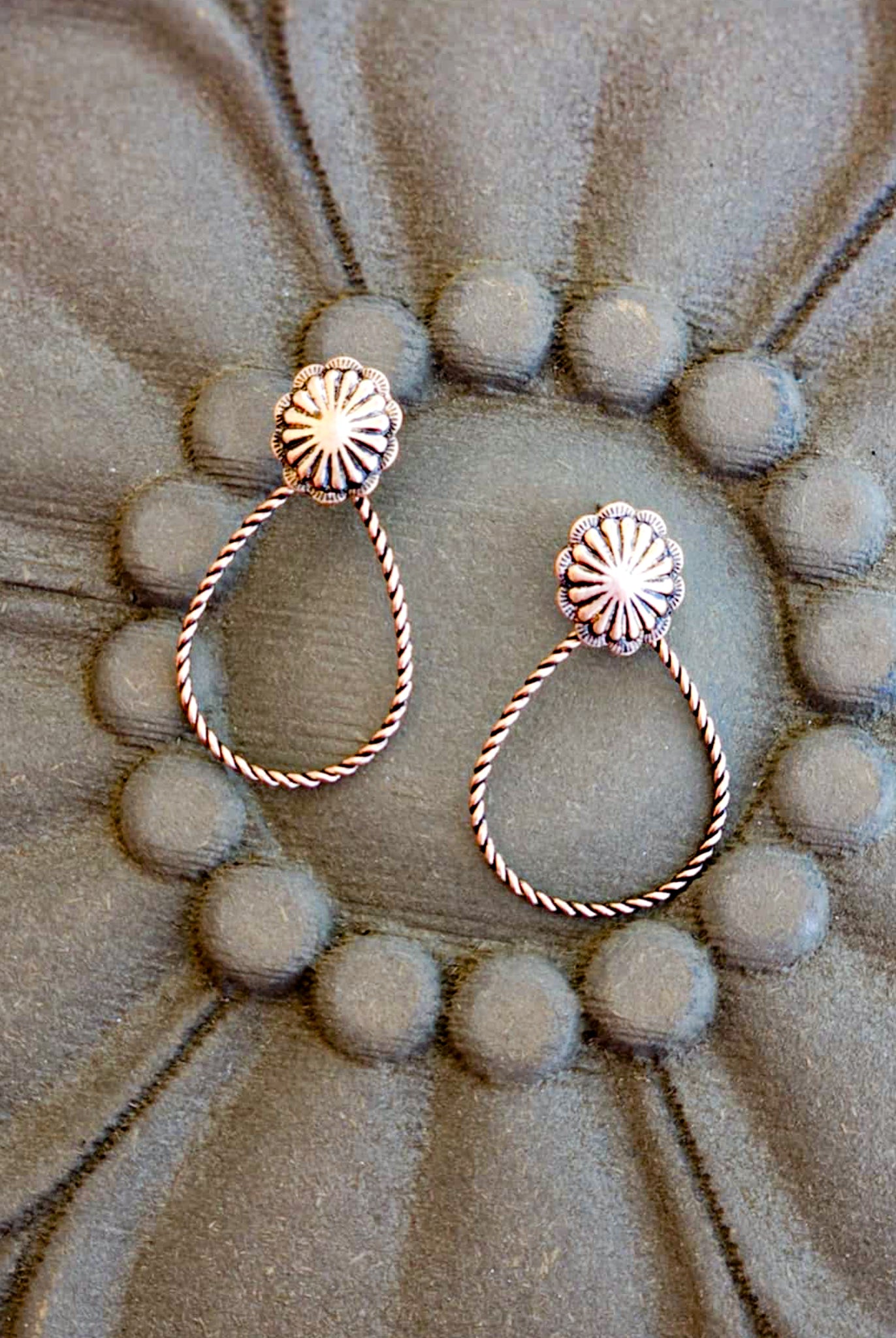 Twisted Teardrop Concho Stud Earrings Earrings Blue Tortoise