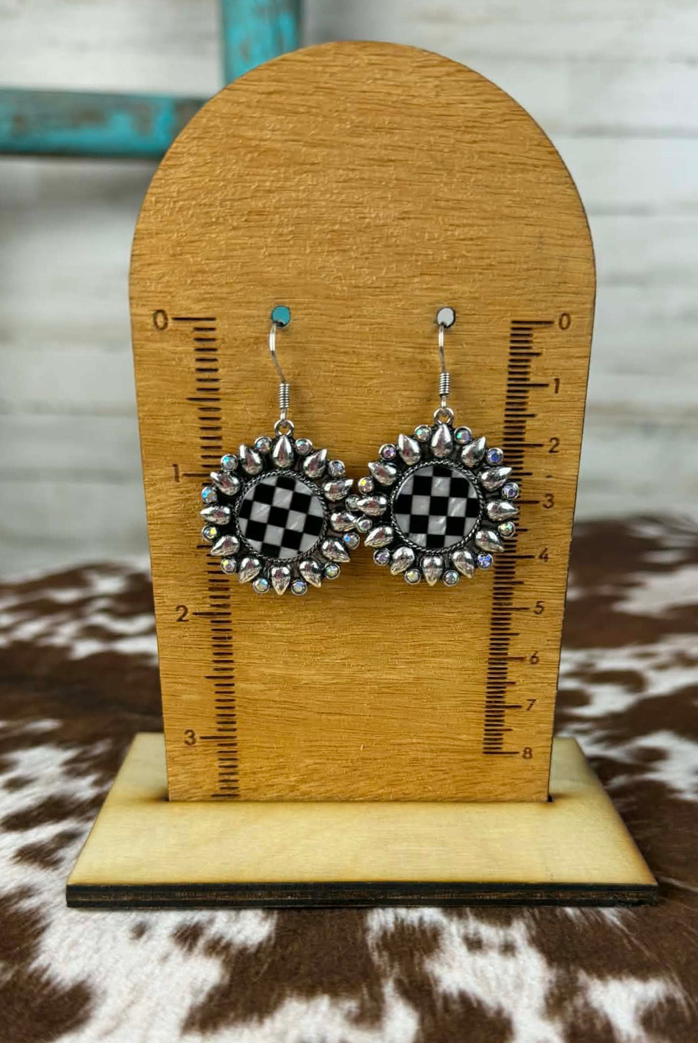 Checkered Flower Dangle Earring Earrings Blue Tortoise
