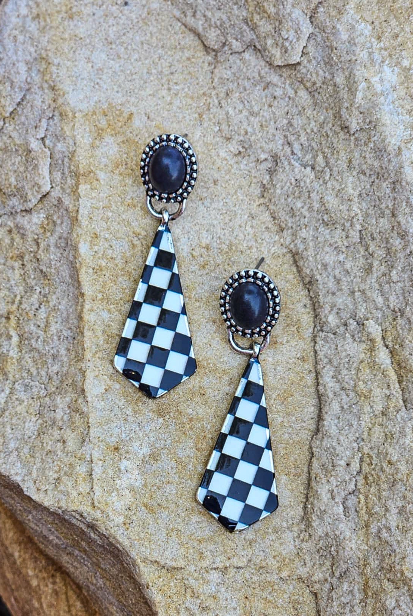 Checkered Pattern Stone Stud Earrings Earrings Blue Tortoise