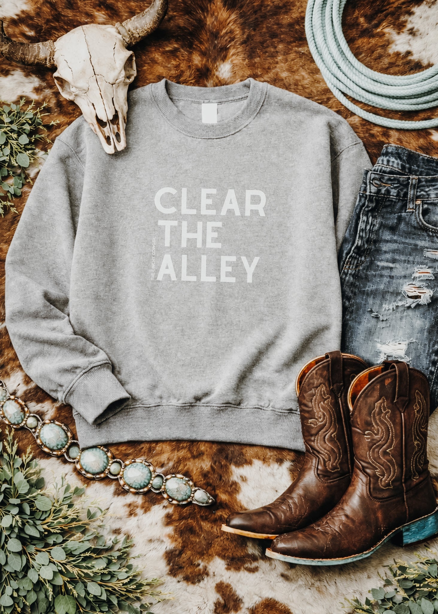 Clear The Alley Pullover Sweatshirt The Cinchy Cowgirl - Print