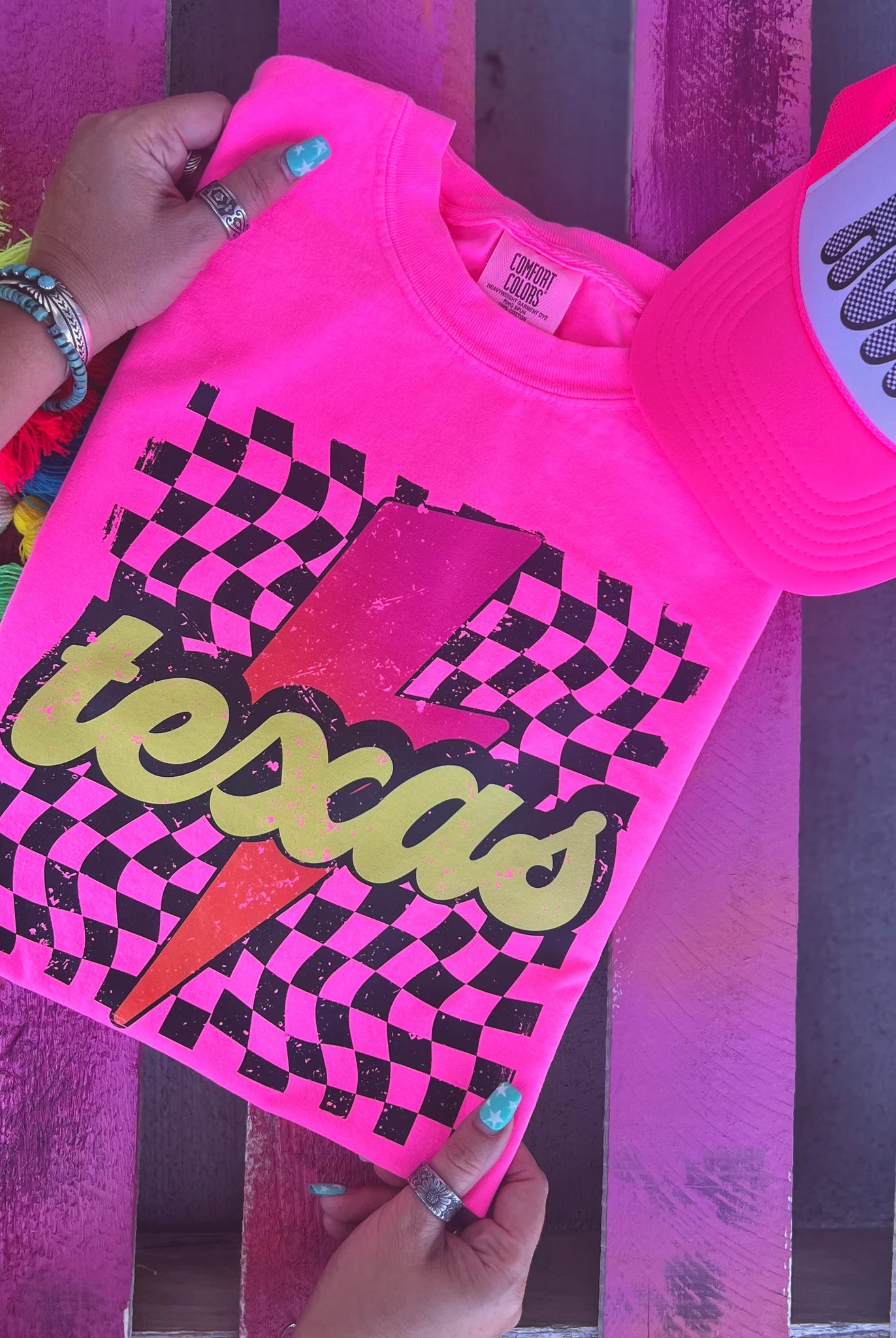 Checkered Texas Lightening Tee graphic tee - dropship thelattimoreclaim