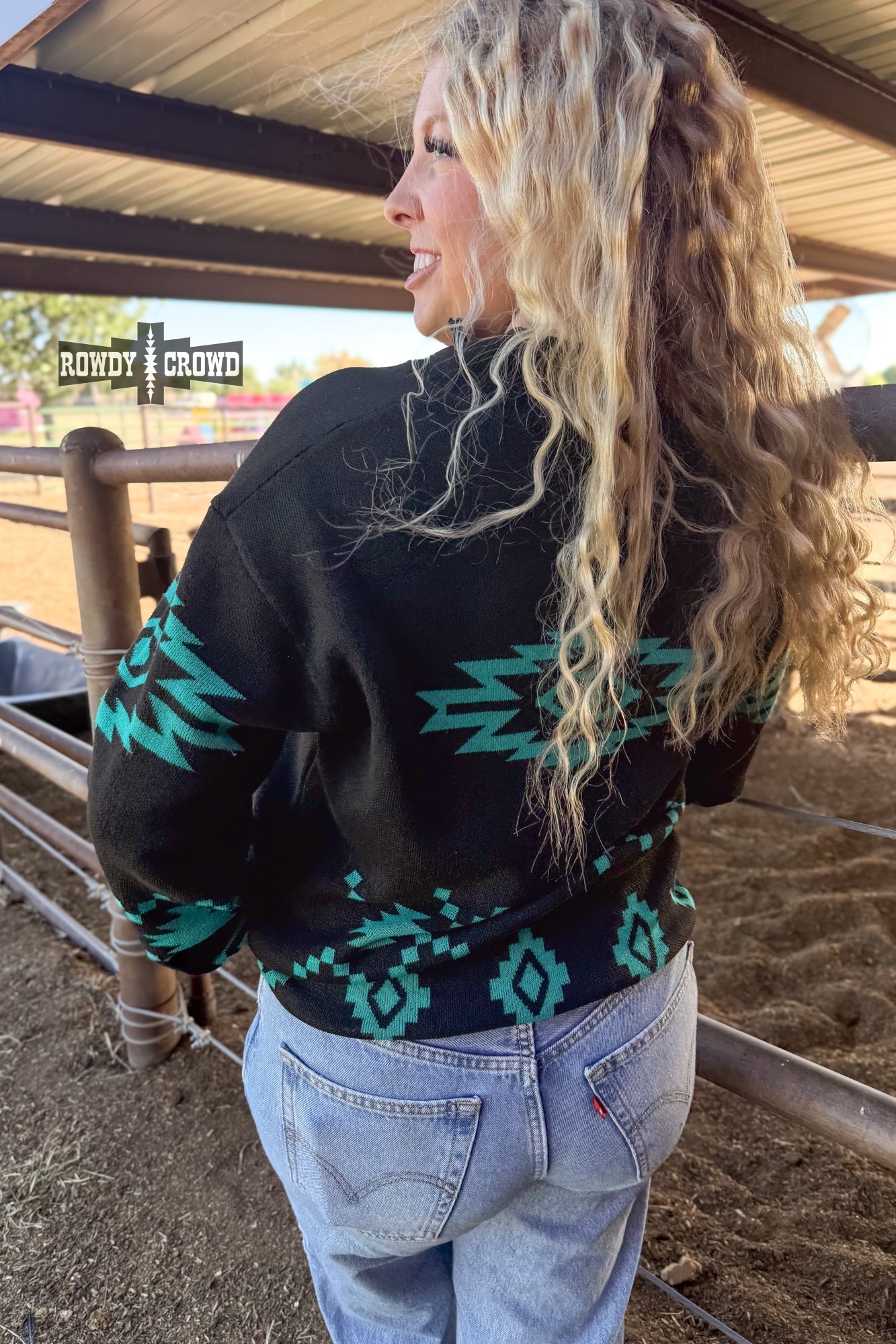 BLACK Calhoun Pullover Pullover Rowdy Crowd Clothing