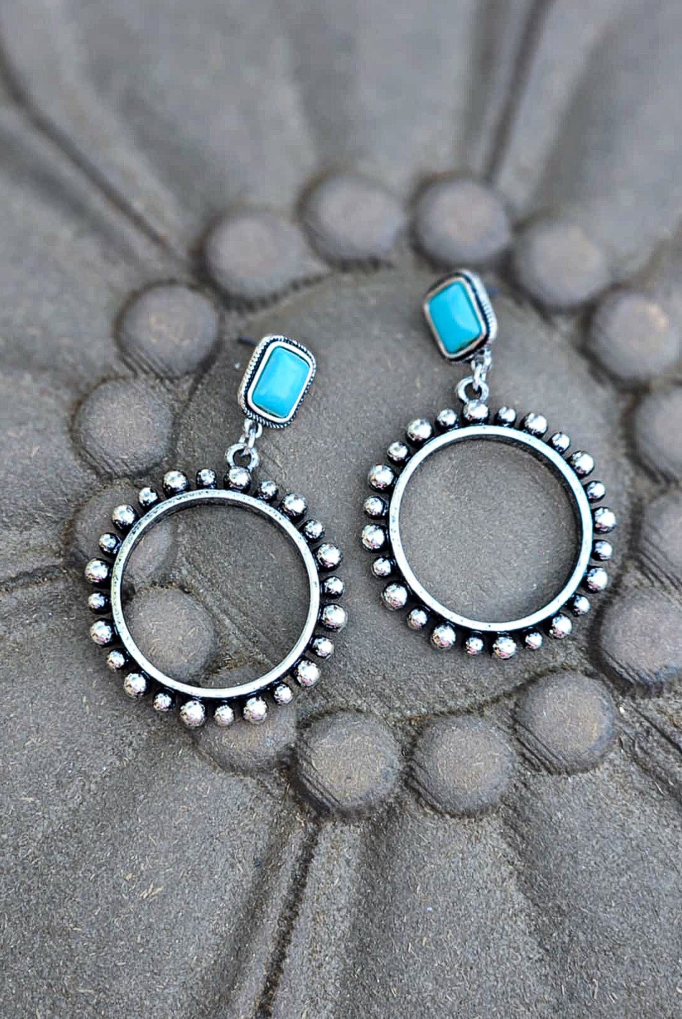 Western Round Hoop Style Stud Earrings Earrings Blue Tortoise