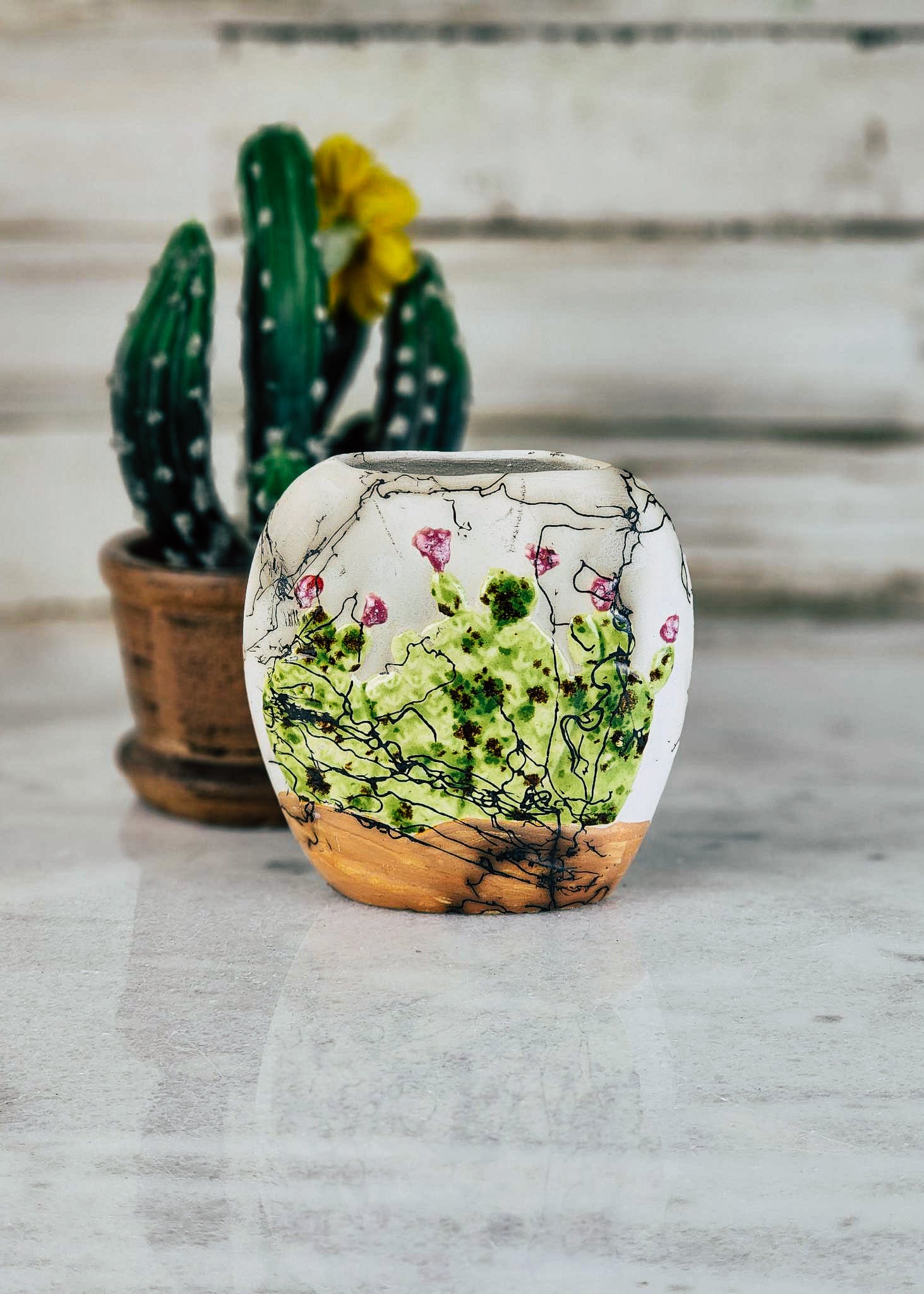Horse Hair Lime Cactus Pillow Vase Horse Hair Pottery Mike Tarter