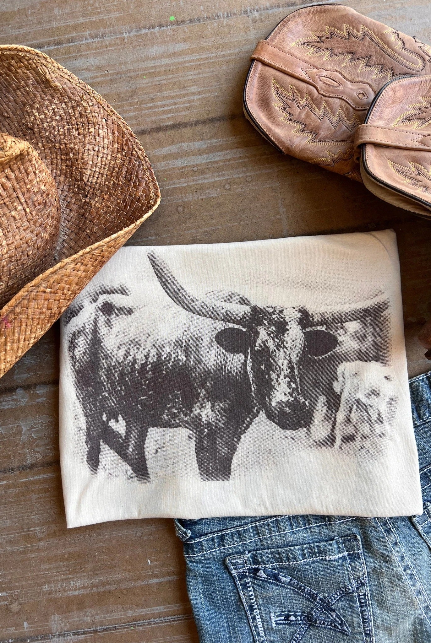 Cream Lazy Acres Longhorn Tee graphic tee - dropship thelattimoreclaim