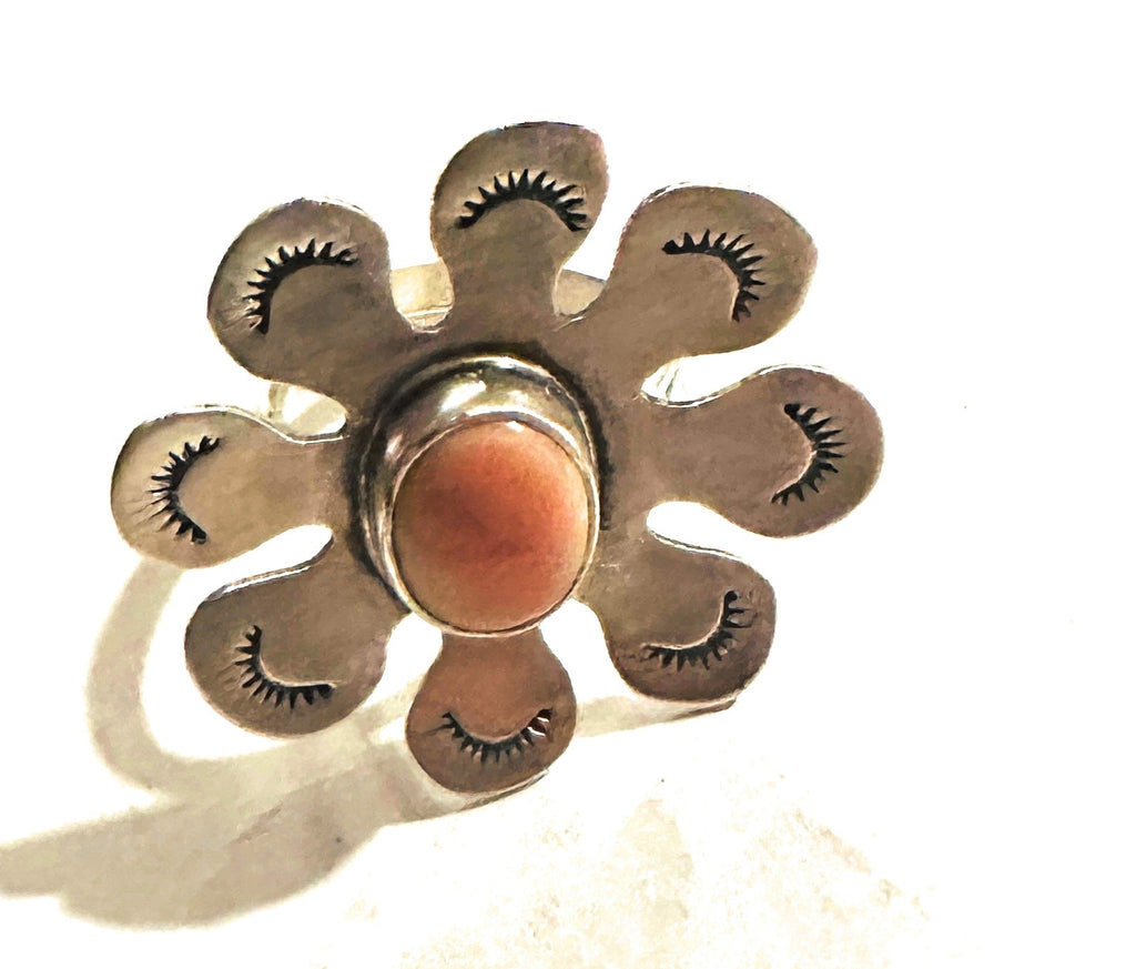 Flowering Conch Shell Adjustable Ring NT jewelry Nizhoni Traders LLC   