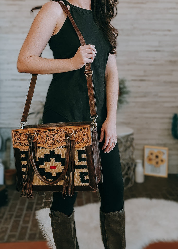 Concealed Carry Tan Aztec Tote Handbag tote handbag The Cinchy Cowgirl (ARY)   