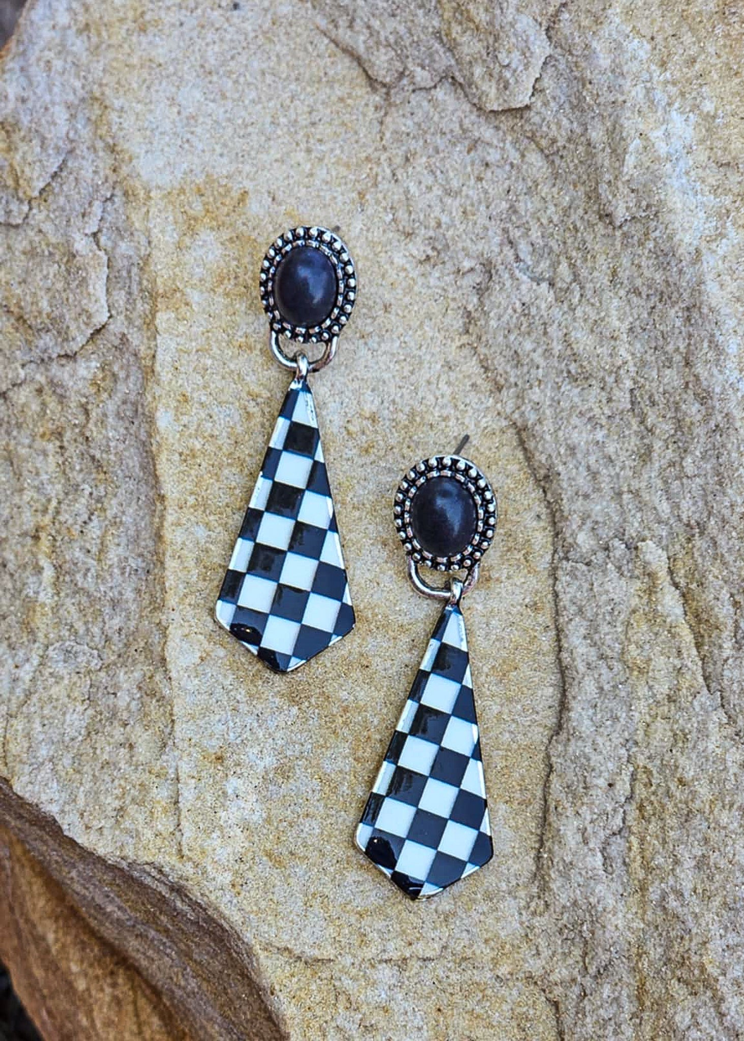 Checkered Pattern Stone Stud Earrings Earrings Blue Tortoise