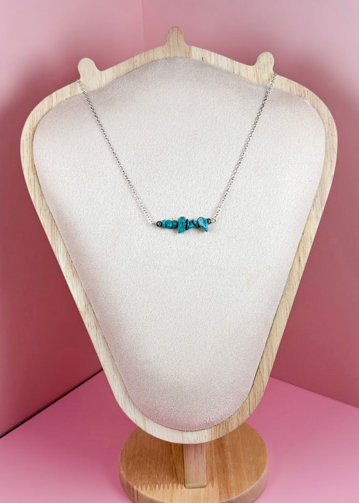 Delicate Turquoise Chip Necklace Earrings The Cinchy Cowgirl (BT)