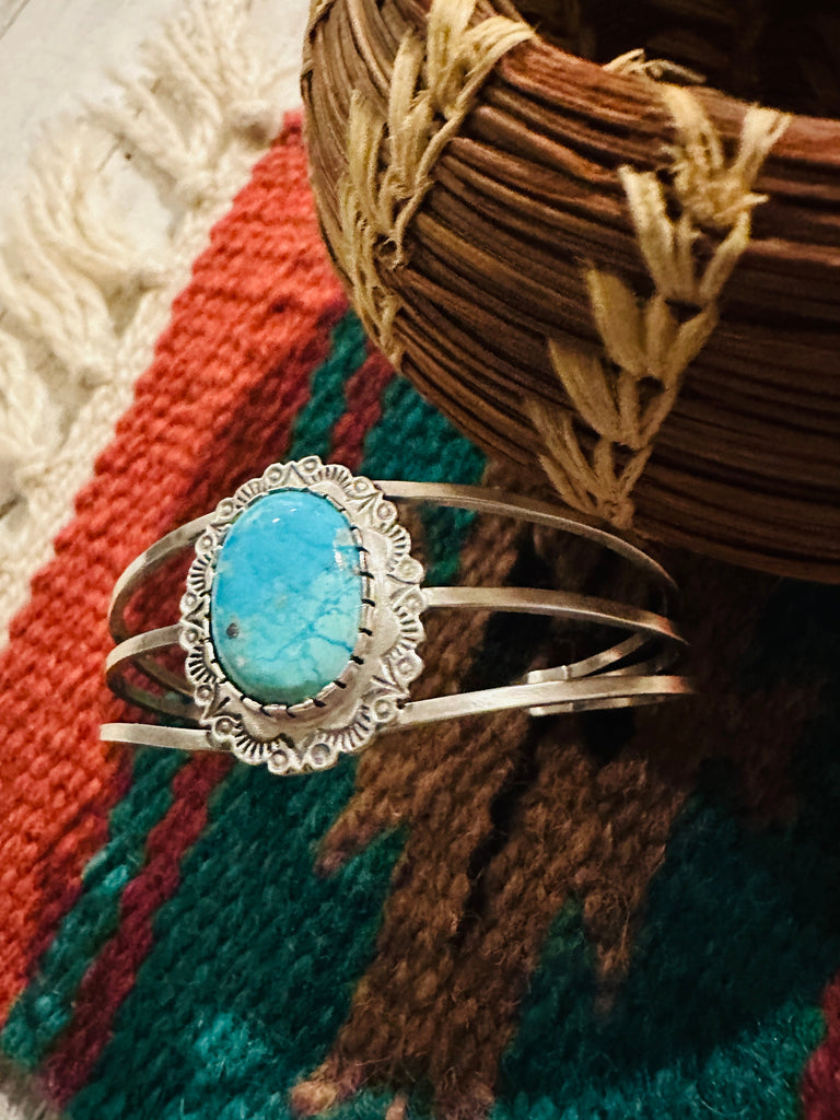 Simply Elegant Kingman Turquoise Cuff Bracelet NT jewelry Native American   