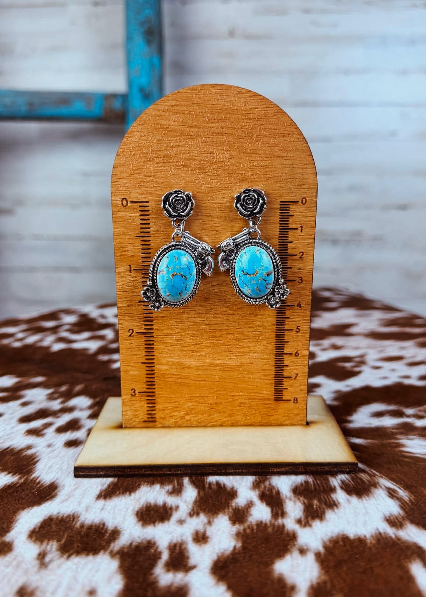 Rose Stone Stud Earring Earrings Blue Tortoise
