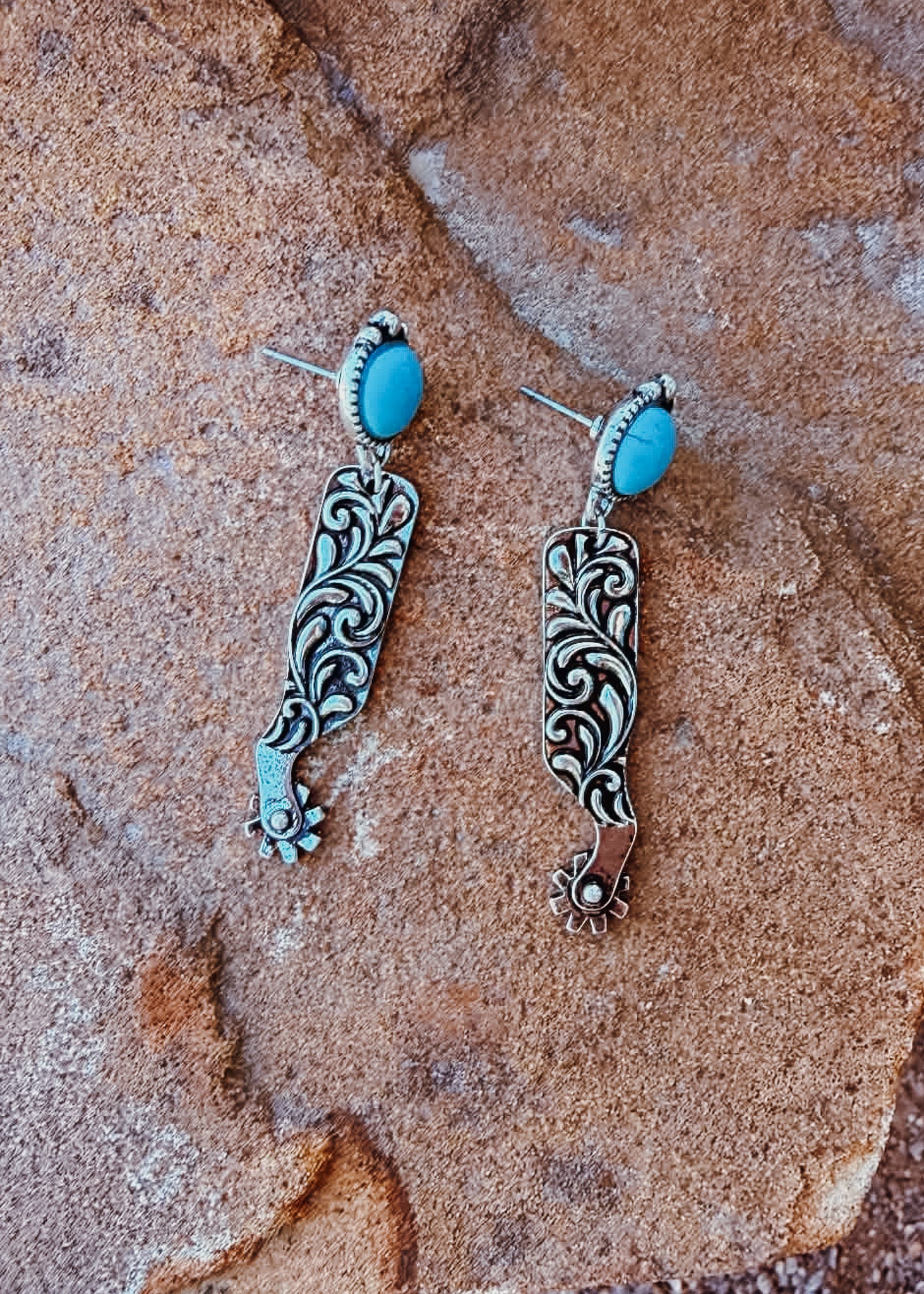 Western Spur Stud Earring Earrings Blue Tortoise