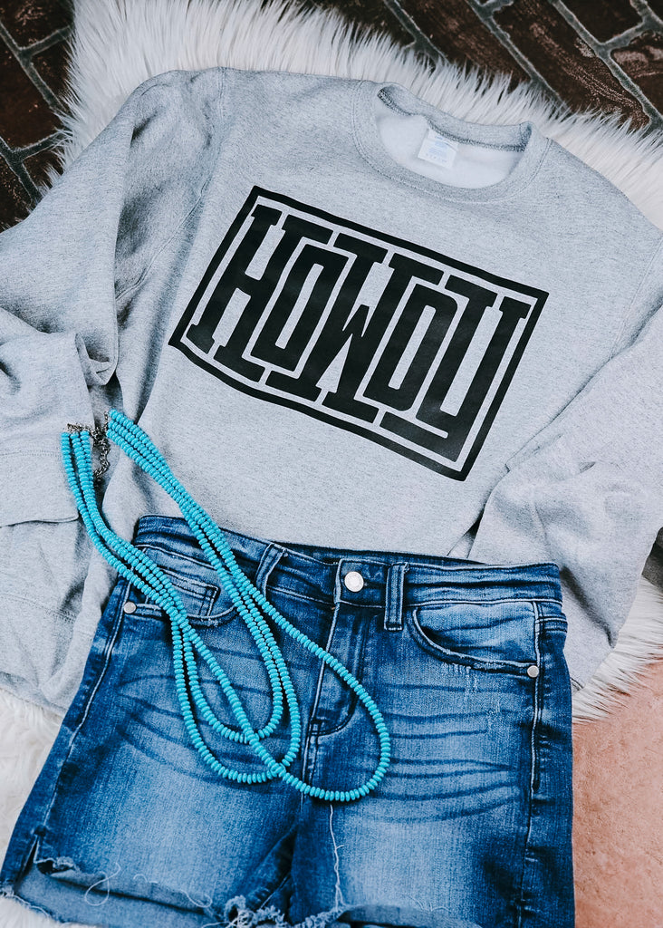 Heather Gray HOWDY Fleece Pullover Graphic Sweatshirt The Cinchy Cowgirl   