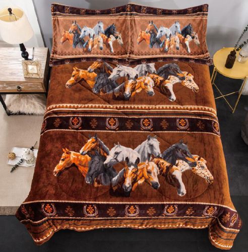 QUEEN Size Borrego Horse Collage Comforter Set comforter Shiloh   