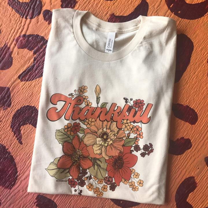 Cream Floral Thankful Tee graphic tee - dropship thelattimoreclaim   